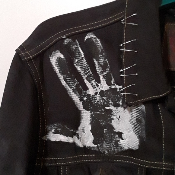 Custom Levi's denim jacket - Picture 4 of 5